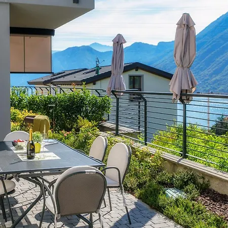 Joivy Luxury Flat & View آرجينيو